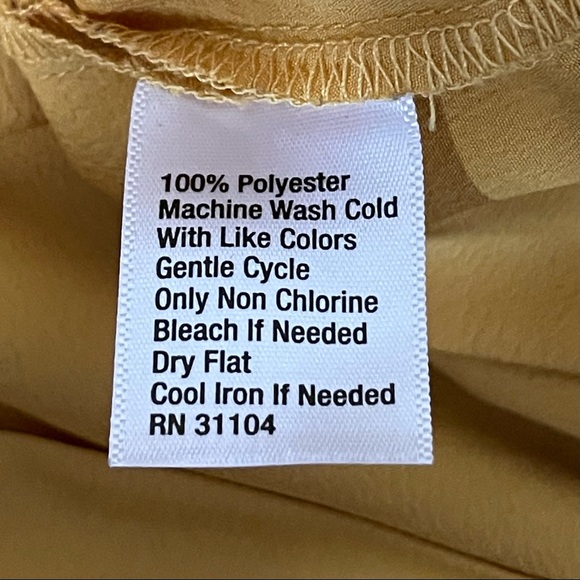 Madison Blouse - Picture 11 of 12